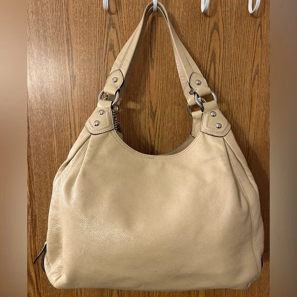 Coach Tan Leather Shoulder Bag - Picture 8 of 14